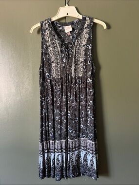 Knox Rose Black and Light Blue Lace-Up Sleeveless Midi Dress
